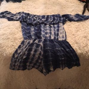 Blue and white mixed color romper!
